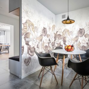 Krem Renkli Çiçek Desenli 3D Duvar Kağıdı